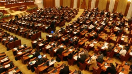 Liderii grupurilor parlamentare au semnat o inițiativă care nu mai permite ANI să-i verifice pe deputați și senatori