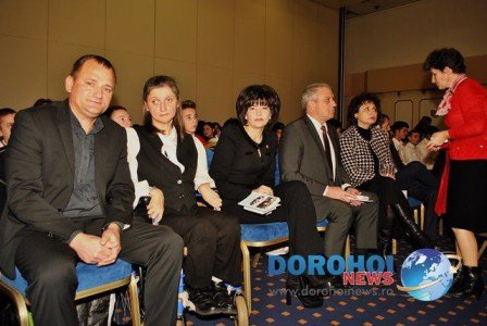 Oaspeți de seamă prezenți la Festivalul de colinde şi datini „Trec Magii prin Vatra Moldovei” - FOTO