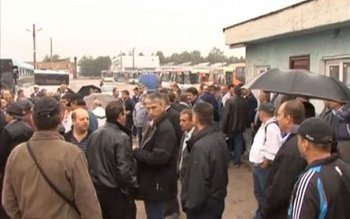 Greva şoferilor va lăsa magazinele …