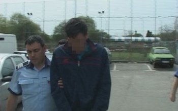 Tânărul care a ucis adolescenta …