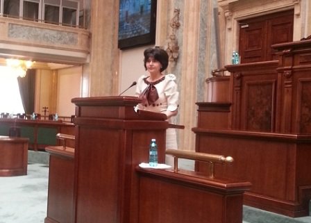 Senator Doina Federovici: Întrebare adresată ministrului învățământului privind situația microbuzelor destinate transportului elevilor