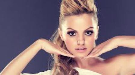 Alexandra Stan a acceptat să revina pe scenă!