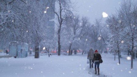 Prognoza meteo până în luna februarie. Cât de multă zăpadă vom avea de Crăciun şi Revelion