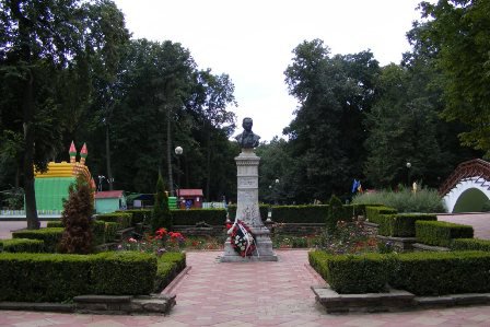 Noi fonduri acordate de Primăria Botoşani pentru modernizarea Parcului „Mihai Eminescu”