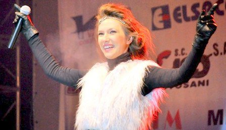 Modificări în programul concertului din noaptea de Revelion: Zdob şi Zdub și Adela Popescu vor urca pe scena din Piața Revoluției