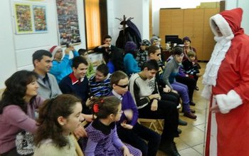 Nevăzătorii din Botoșani l-au colindat …