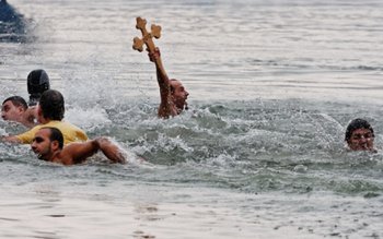 Tradiții și obiceiuri de Bobotează. …