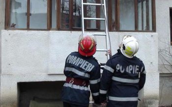 Bătrână găsită fără suflare în …