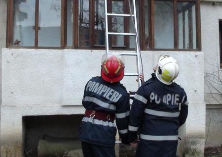 Bătrână găsită fără suflare în propria locuință de pe strada Primăverii