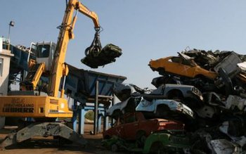 Doar puțin peste jumătate din …