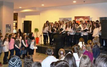 Record de ziua lui Eminescu …