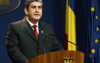 Gabriel Oprea către prefecți: Cine …