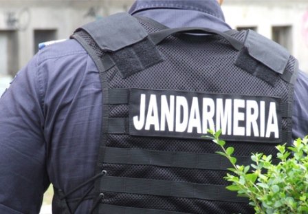 Două persoane aflate în situații limită salvate de jandarmii botoșăneni