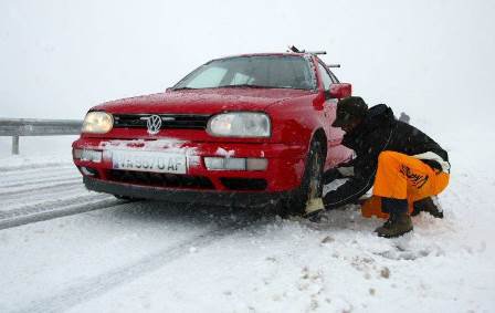 România, 2014: Există şoferi care au plecat la drum fără anvelope de iarnă