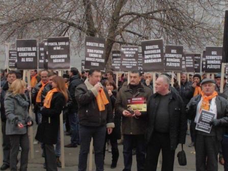 Manifestație PDL în Capitală. Aproximativ 150 de membri din județul Botoșani participă la protest