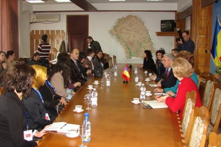 O delegaţie de profesori din Turcia, în vizită la Prefectură