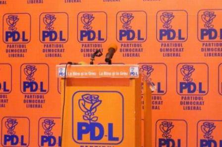 Un senator PDL demisionează şi trece la grupul PSD