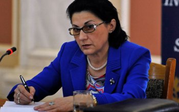 Andronescu: Şcoala trebuie să pregătească …
