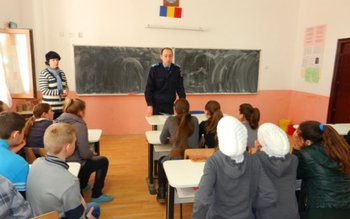 Jandarmii continuă campania de informare …