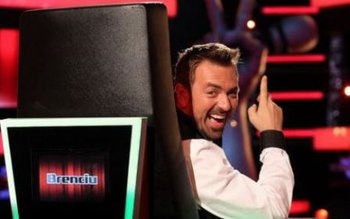 Cine ar putea să-i ia …