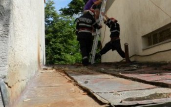 Antenă instabilă aflată pe o …