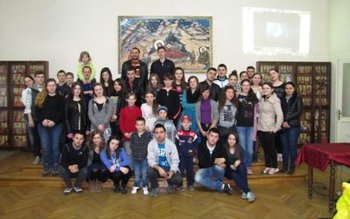 TINERI ÎN DIALOG – Activități …