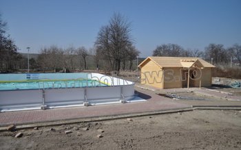 Lucrările la patinoarul cu gheață …