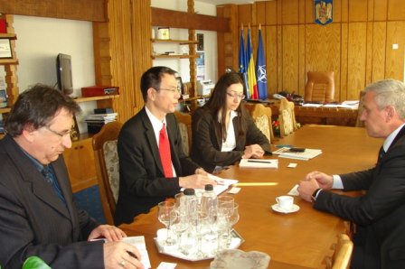 Reprezentant al Ambasadei Japoniei în vizită la prefect