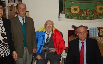 Veteran sărbătorit de autorităţi la …