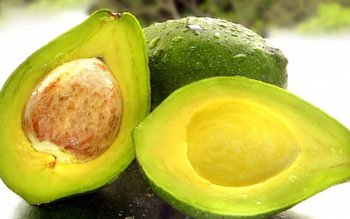 Avocado, fructul minune pentru siluetă. …