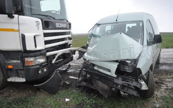 O tânără rănită în urma …