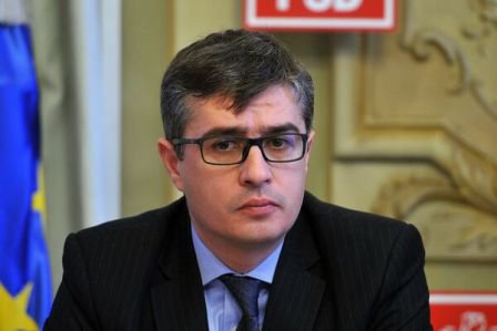 Andrei Dolineaschi: „Maestrul Mircea Diaconu a fost sacrificat de PNL pentru a-i face loc pe listă fratelui domnului Țurcanu” 