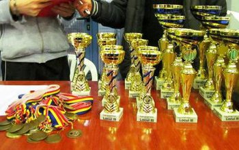 PNL Botoșani susține tenisul de …