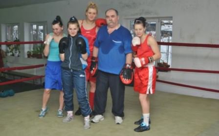 Şcoala de box de la Botoşani, „fabrică” de campioane. Aici s-a născut legenda fetelor cu „pumnii de fier”