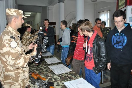 Alege să fii salvator! Înscrie-te pentru admiterea în instituțiile de învățământ ale MAI și MApN