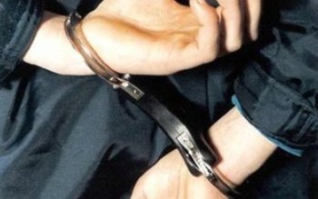 Suspecți de furt din mai …