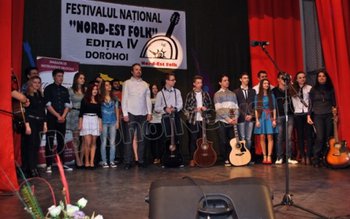 Festivalul Naţional de Muzică Folk …