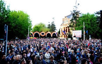 Distracția continuă: Vezi cine concertează …