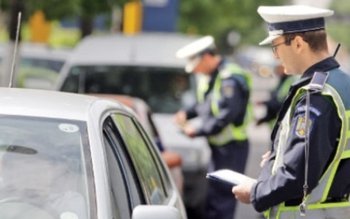 Infracţiuni la regimul rutier, constatate …