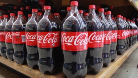 Îţi faci cumpărăturile în Kaufland? Află că nu o mai găseşti Coca-Cola pe raft