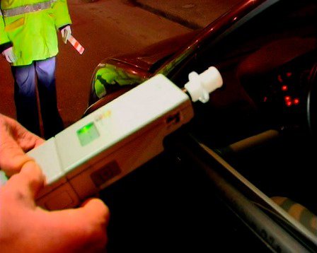 Bărbat depistat la volanul unui autoturism sub influența băuturilor alcoolice 