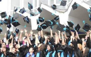 De luna viitoare, absolvenții de …