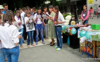 Târg al Voluntarilor pe Pietonalul …