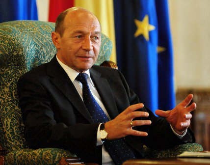 Băsescu: Obiectivul meu până în noiembrie este ca Ponta să nu poată deveni preşedintele României