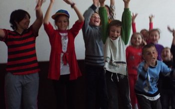 Școala de Vară „ARLECHIN” Botoșani, …