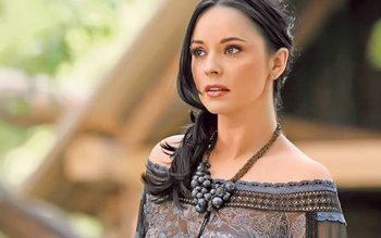 „Zâna” e obligată de Ştefan, …