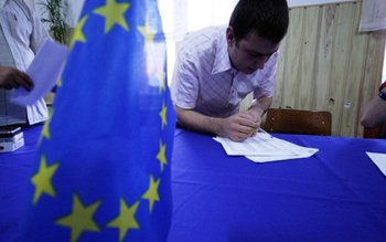 Primele estimări ale rezultatelor alegerilor …