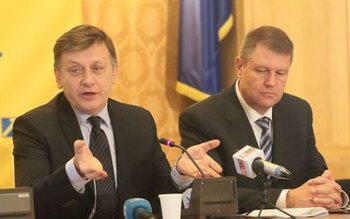 Iohannis și Antonescu demisionează, Ponta …
