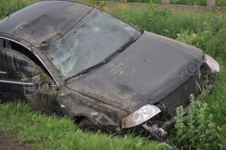 Două persoane rănite într-un accident produs pe drumul Dorohoi - Botoșani, în localitatea Cucorăni - FOTO