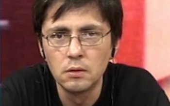 Bărbatul care l-a scuipat pe …